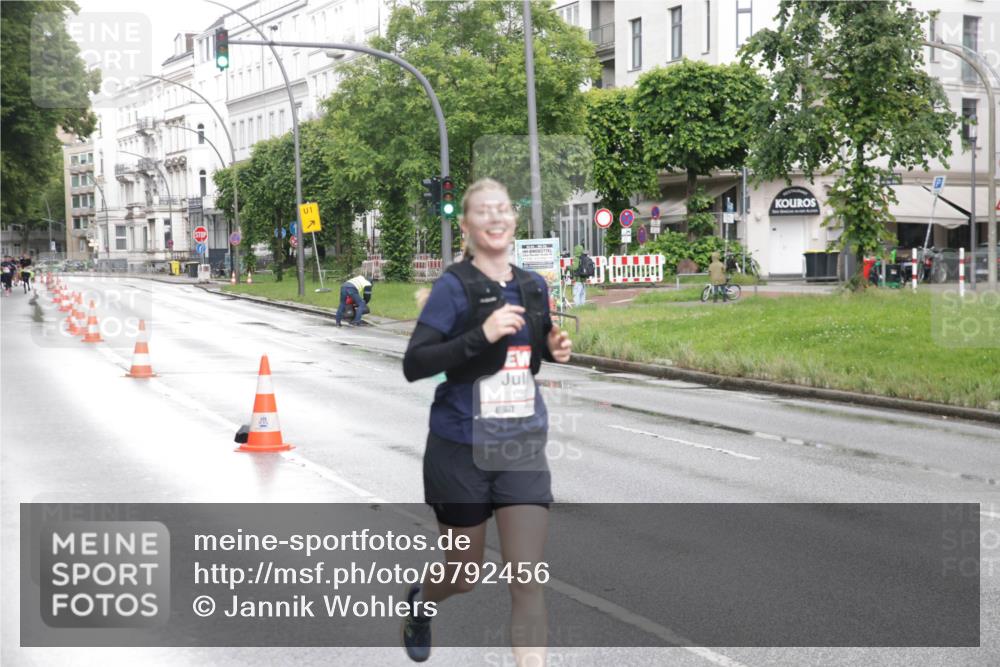 14.06.2026 - REWE Women's Run Jannik Wohlers http://msf.ph/oto/9792456 14.06.2026 09:51:10 Laufen 1, 1130 meine-sportfotos.de
