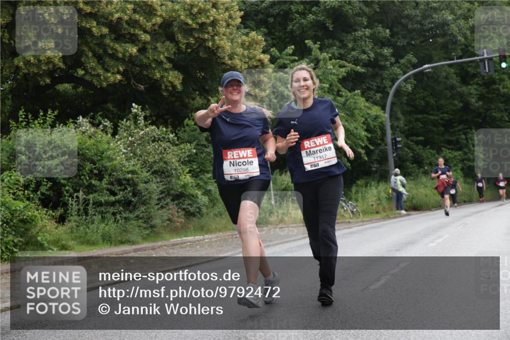 14.06.2026 - REWE Women's Run Jannik Wohlers http://msf.ph/oto/9792472 14.06.2026 10:07:10 Laufen 10298, 7, 11317 meine-sportfotos.de