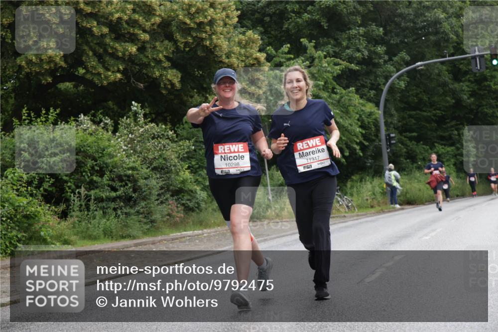 14.06.2026 - REWE Women's Run Jannik Wohlers http://msf.ph/oto/9792475 14.06.2026 10:07:10 Laufen 10298, 11317, 657 meine-sportfotos.de