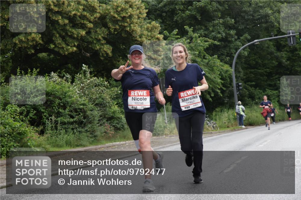 14.06.2026 - REWE Women's Run Jannik Wohlers http://msf.ph/oto/9792477 14.06.2026 10:07:10 Laufen 10298, 11317 meine-sportfotos.de