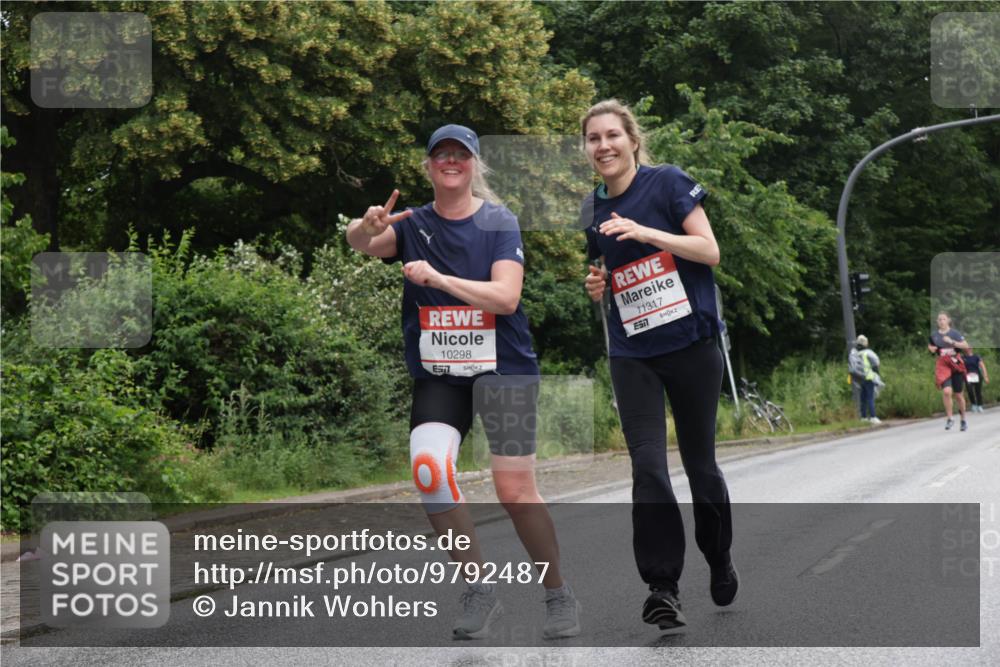 14.06.2026 - REWE Women's Run Jannik Wohlers http://msf.ph/oto/9792487 14.06.2026 10:07:10 Laufen 10298, 657, 11317, 57 meine-sportfotos.de