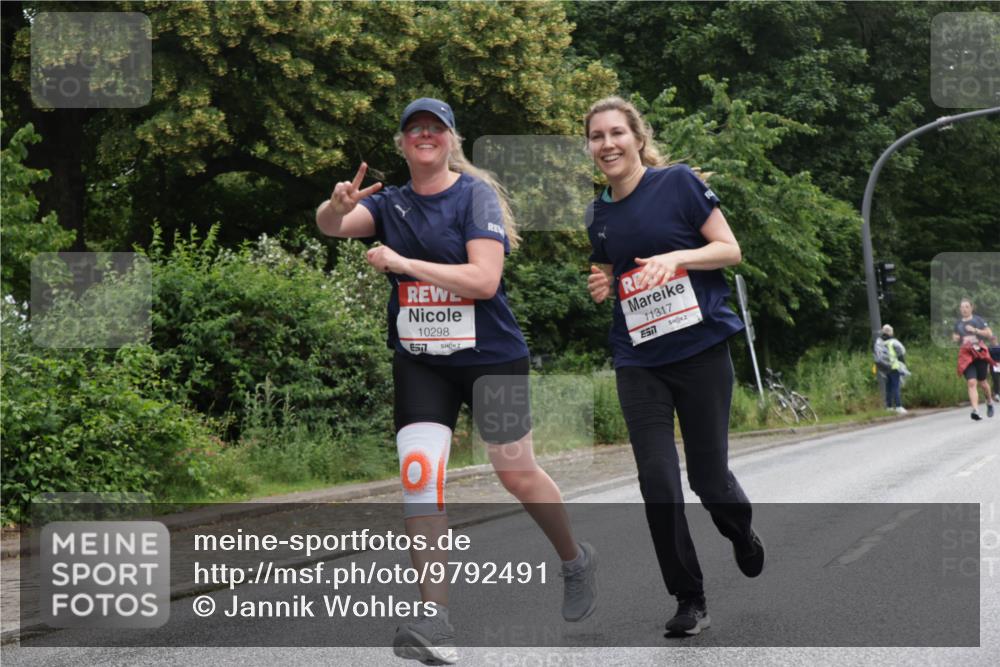 14.06.2026 - REWE Women's Run Jannik Wohlers http://msf.ph/oto/9792491 14.06.2026 10:07:10 Laufen 10298, 7, 11317, 857 meine-sportfotos.de