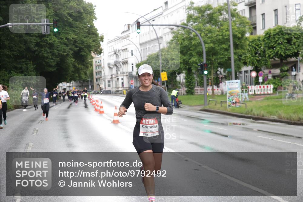 14.06.2026 - REWE Women's Run Jannik Wohlers http://msf.ph/oto/9792492 14.06.2026 09:51:18 Laufen 10662 meine-sportfotos.de
