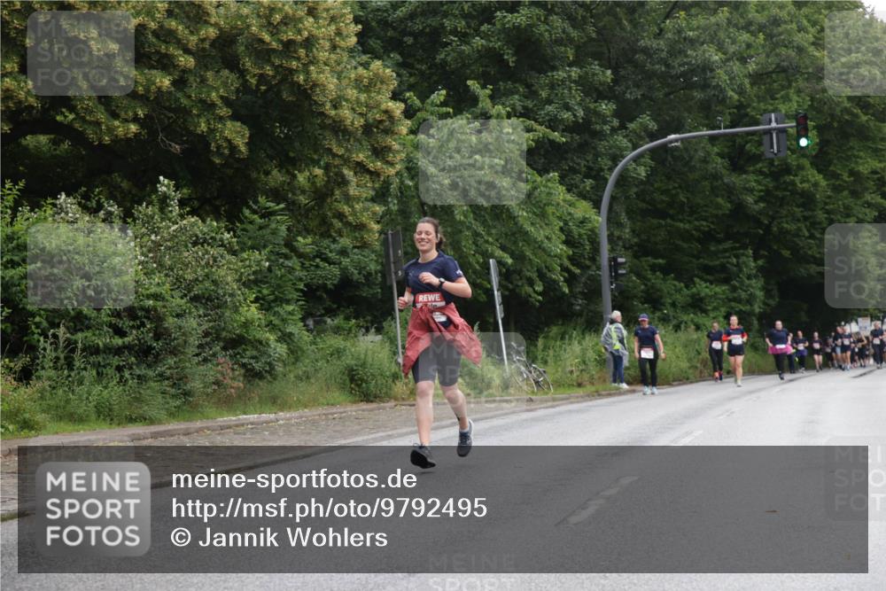 14.06.2026 - REWE Women's Run Jannik Wohlers http://msf.ph/oto/9792495 14.06.2026 10:07:16 Laufen  meine-sportfotos.de