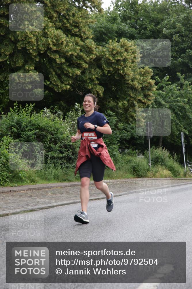14.06.2026 - REWE Women's Run Jannik Wohlers http://msf.ph/oto/9792504 14.06.2026 10:07:18 Laufen  meine-sportfotos.de