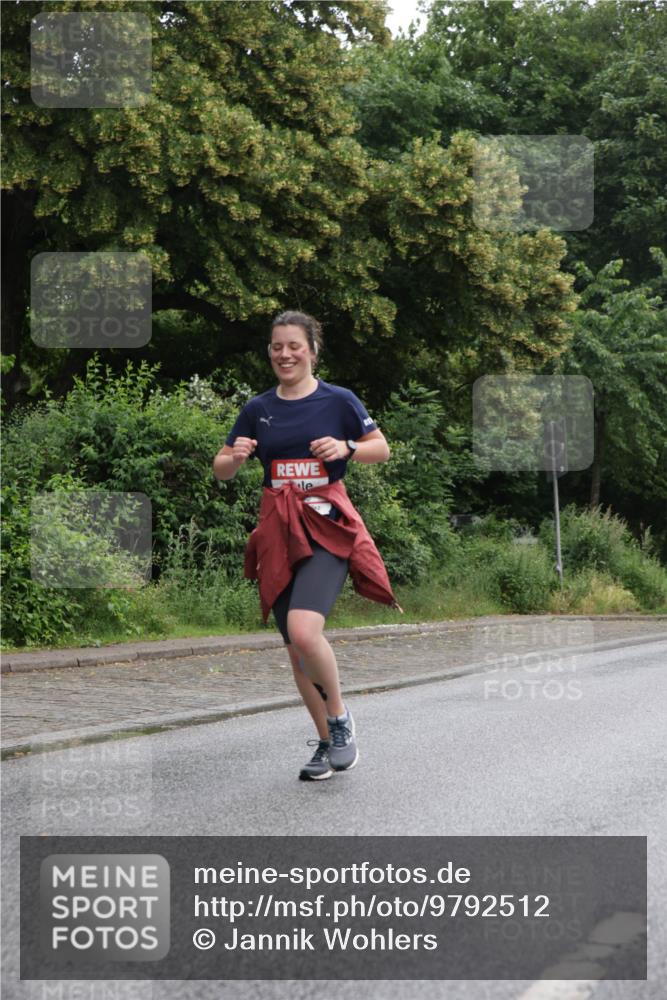 14.06.2026 - REWE Women's Run Jannik Wohlers http://msf.ph/oto/9792512 14.06.2026 10:07:18 Laufen  meine-sportfotos.de