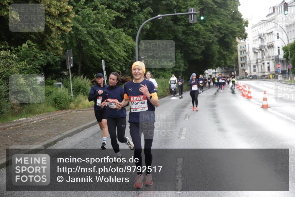 14.06.2026 - REWE Women's Run Jannik Wohlers http://msf.ph/oto/9792517 14.06.2026 09:51:19 Laufen 10119, 11238 meine-sportfotos.de