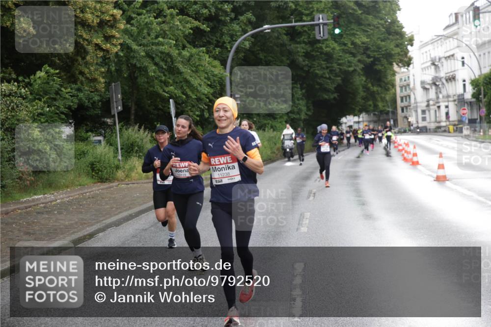 14.06.2026 - REWE Women's Run Jannik Wohlers http://msf.ph/oto/9792520 14.06.2026 09:51:19 Laufen 10119, 11238, 7 meine-sportfotos.de