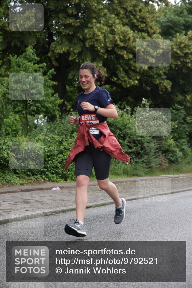 14.06.2026 - REWE Women's Run Jannik Wohlers http://msf.ph/oto/9792521 14.06.2026 10:07:18 Laufen  meine-sportfotos.de