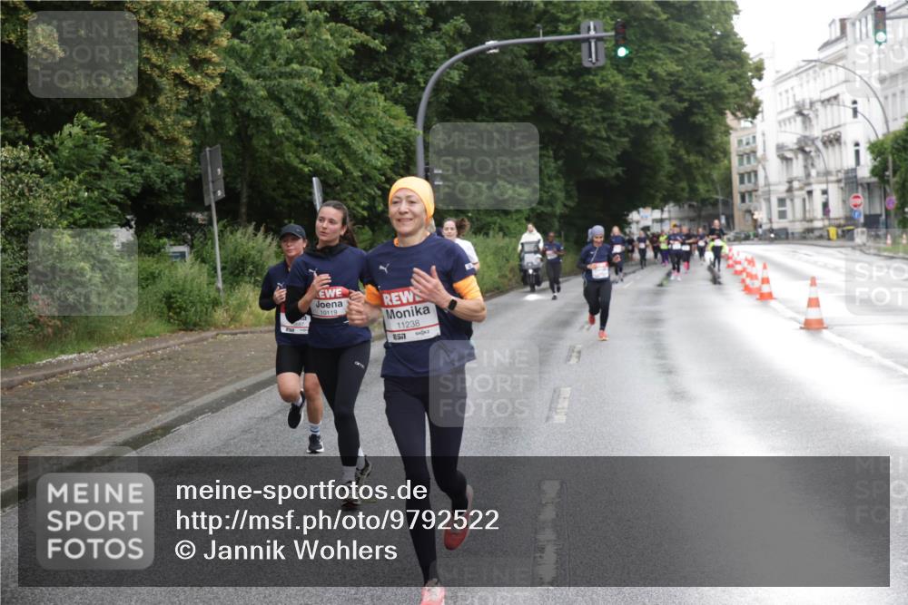 14.06.2026 - REWE Women's Run Jannik Wohlers http://msf.ph/oto/9792522 14.06.2026 09:51:19 Laufen 10119, 11238, 57 meine-sportfotos.de
