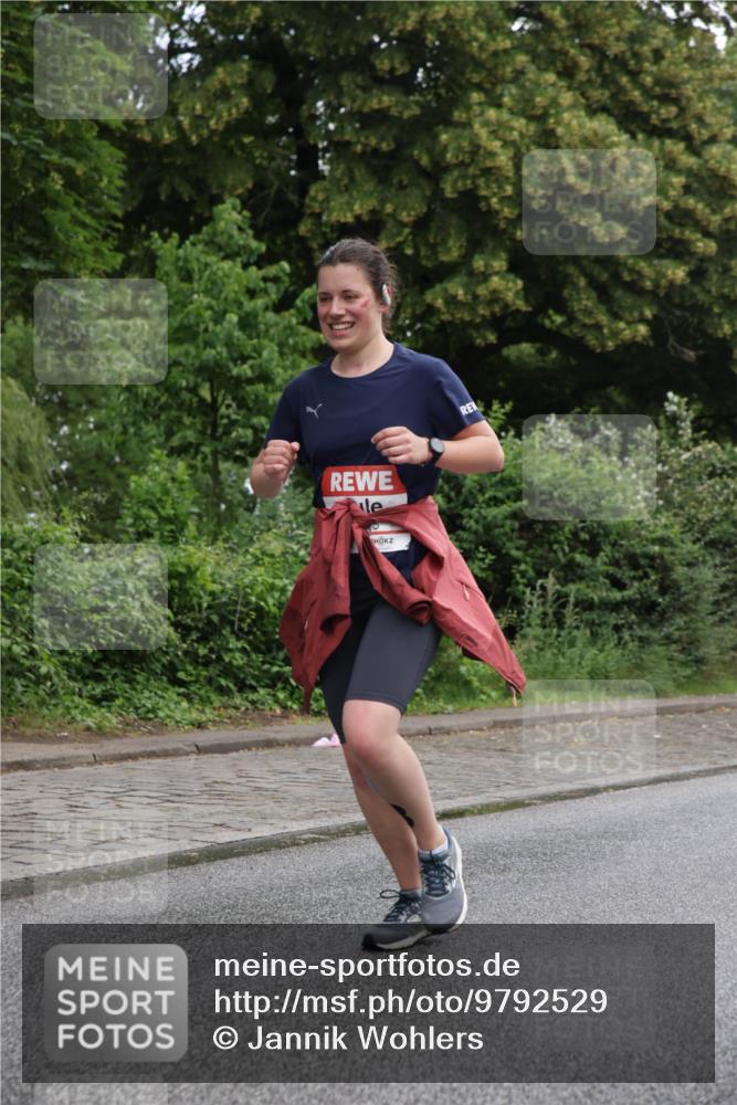 14.06.2026 - REWE Women's Run Jannik Wohlers http://msf.ph/oto/9792529 14.06.2026 10:07:19 Laufen  meine-sportfotos.de