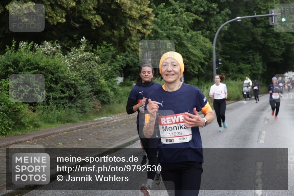 14.06.2026 - REWE Women's Run Jannik Wohlers http://msf.ph/oto/9792530 14.06.2026 09:51:20 Laufen 11238, 7 meine-sportfotos.de
