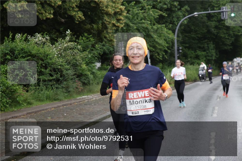 14.06.2026 - REWE Women's Run Jannik Wohlers http://msf.ph/oto/9792531 14.06.2026 09:51:20 Laufen 11238, 7 meine-sportfotos.de