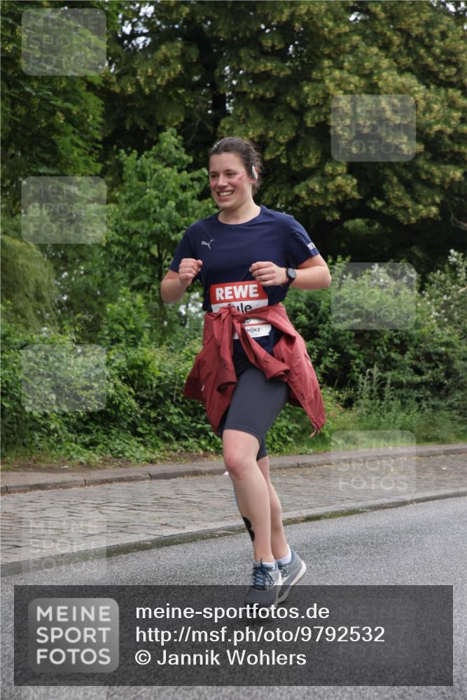 14.06.2026 - REWE Women's Run Jannik Wohlers http://msf.ph/oto/9792532 14.06.2026 10:07:19 Laufen  meine-sportfotos.de