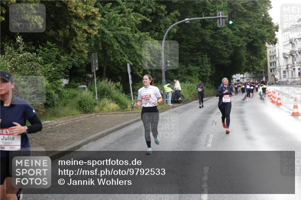14.06.2026 - REWE Women's Run Jannik Wohlers http://msf.ph/oto/9792533 14.06.2026 09:51:21 Laufen 10687 meine-sportfotos.de