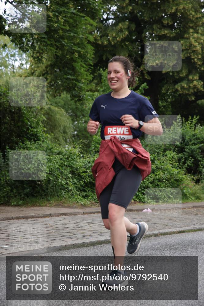 14.06.2026 - REWE Women's Run Jannik Wohlers http://msf.ph/oto/9792540 14.06.2026 10:07:19 Laufen  meine-sportfotos.de