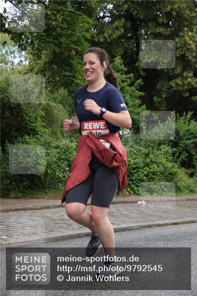 14.06.2026 - REWE Women's Run Jannik Wohlers http://msf.ph/oto/9792545 14.06.2026 10:07:19 Laufen  meine-sportfotos.de