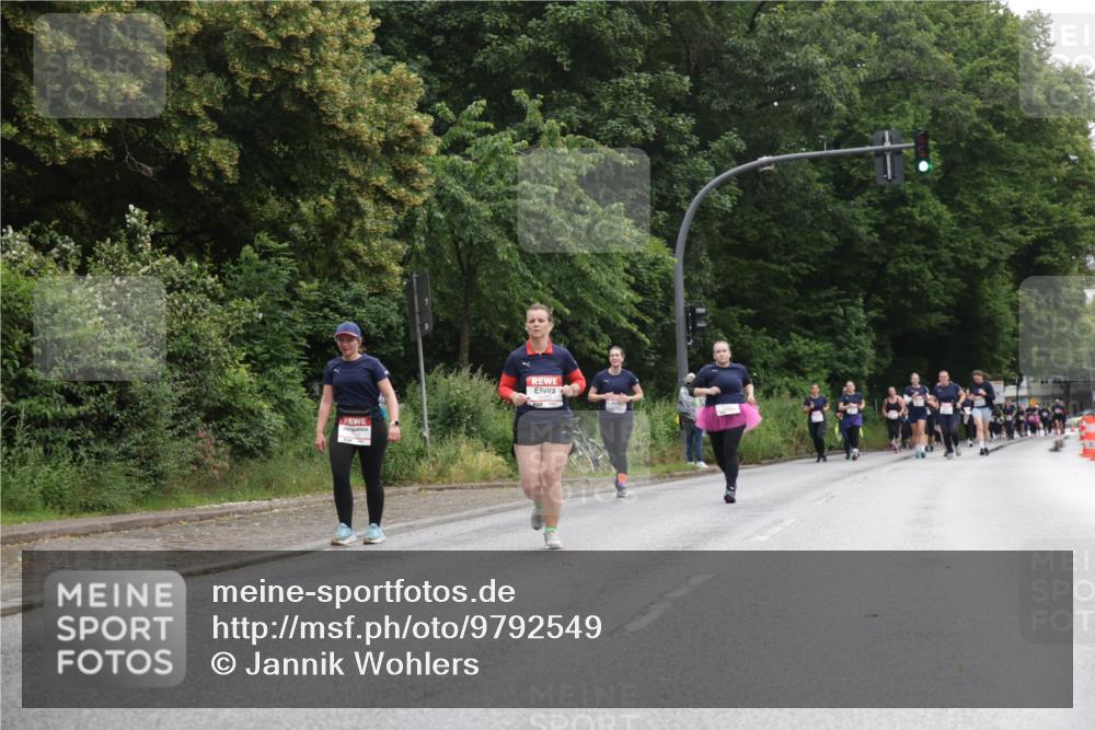 14.06.2026 - REWE Women's Run Jannik Wohlers http://msf.ph/oto/9792549 14.06.2026 10:07:26 Laufen  meine-sportfotos.de