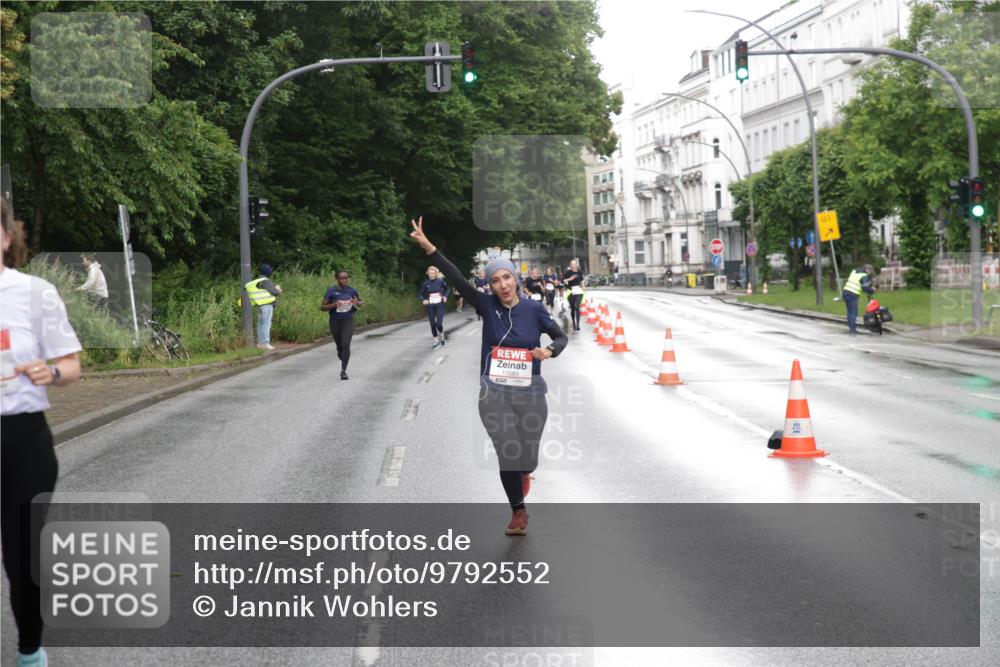 14.06.2026 - REWE Women's Run Jannik Wohlers http://msf.ph/oto/9792552 14.06.2026 09:51:23 Laufen 1 meine-sportfotos.de