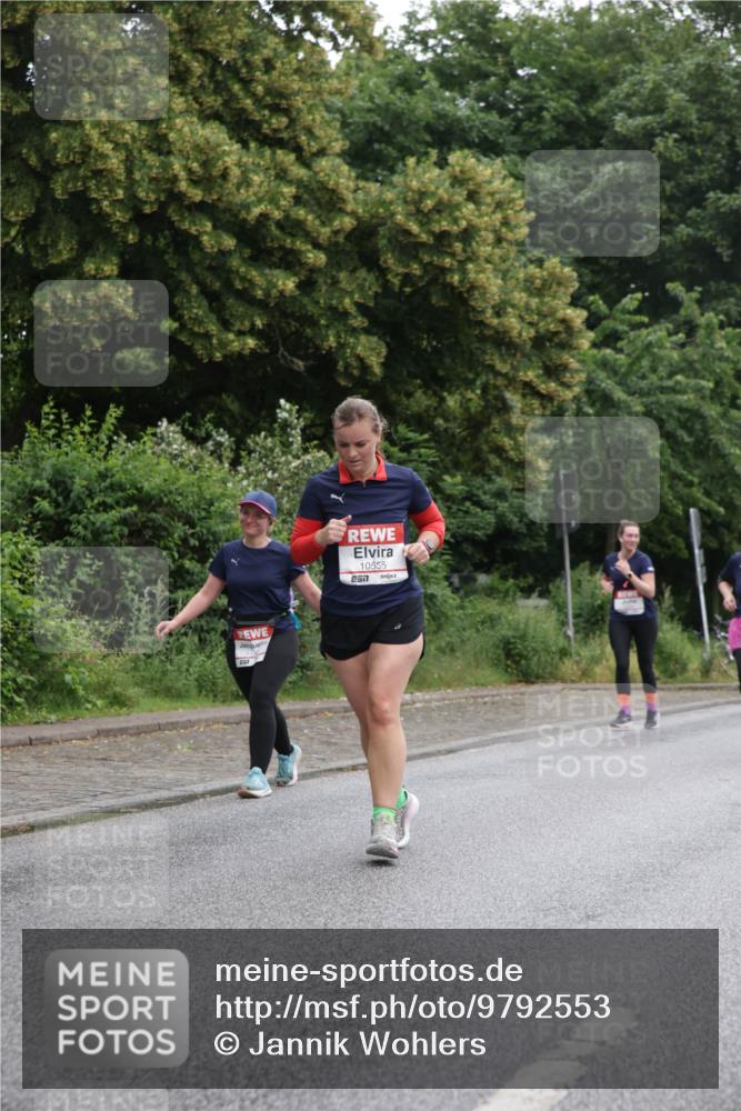 14.06.2026 - REWE Women's Run Jannik Wohlers http://msf.ph/oto/9792553 14.06.2026 10:07:29 Laufen 10555 meine-sportfotos.de