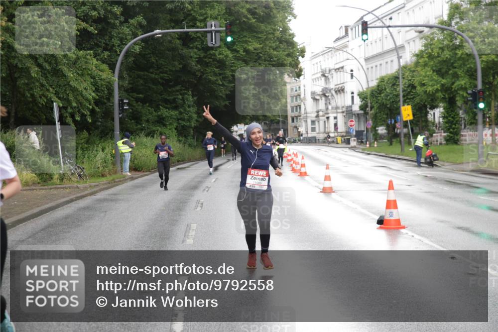 14.06.2026 - REWE Women's Run Jannik Wohlers http://msf.ph/oto/9792558 14.06.2026 09:51:23 Laufen 1 meine-sportfotos.de