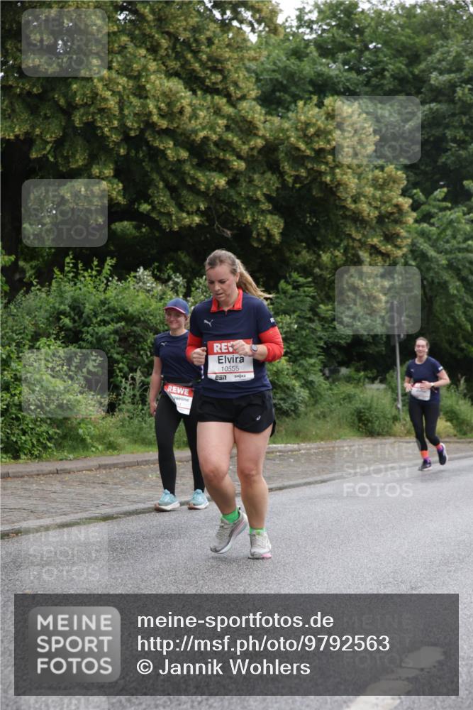 14.06.2026 - REWE Women's Run Jannik Wohlers http://msf.ph/oto/9792563 14.06.2026 10:07:29 Laufen 10555 meine-sportfotos.de