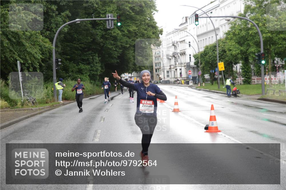 14.06.2026 - REWE Women's Run Jannik Wohlers http://msf.ph/oto/9792564 14.06.2026 09:51:24 Laufen 11089, 01 meine-sportfotos.de