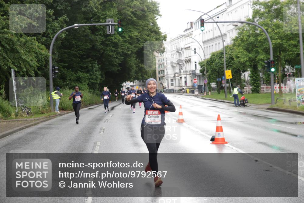14.06.2026 - REWE Women's Run Jannik Wohlers http://msf.ph/oto/9792567 14.06.2026 09:51:24 Laufen 11089, 57, 01 meine-sportfotos.de