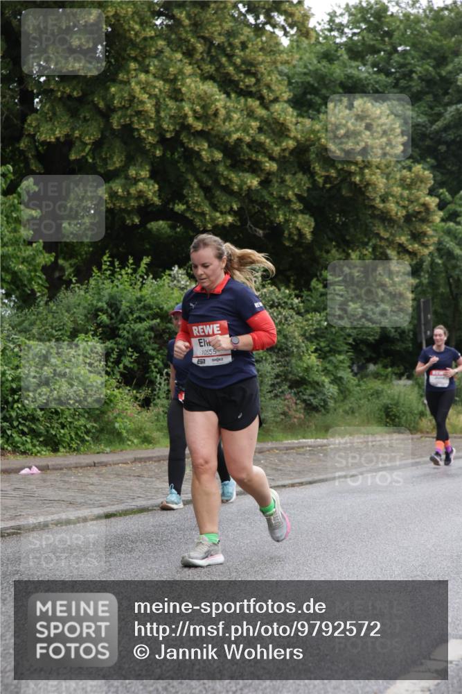 14.06.2026 - REWE Women's Run Jannik Wohlers http://msf.ph/oto/9792572 14.06.2026 10:07:29 Laufen 10555 meine-sportfotos.de