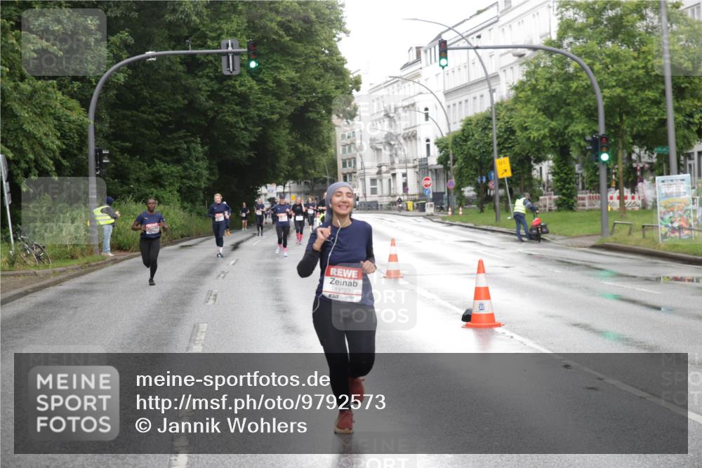 14.06.2026 - REWE Women's Run Jannik Wohlers http://msf.ph/oto/9792573 14.06.2026 09:51:24 Laufen 11089, 01 meine-sportfotos.de