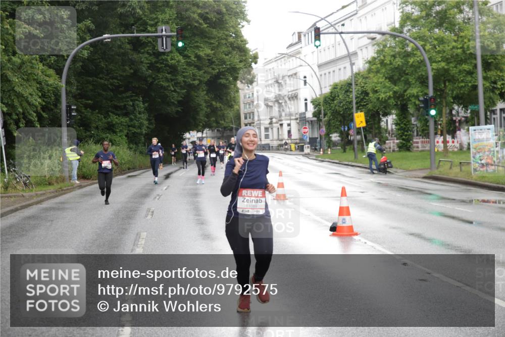 14.06.2026 - REWE Women's Run Jannik Wohlers http://msf.ph/oto/9792575 14.06.2026 09:51:24 Laufen 11089, 57 meine-sportfotos.de