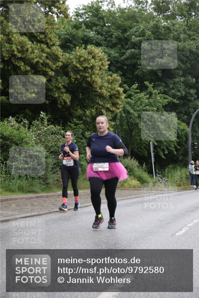 14.06.2026 - REWE Women's Run Jannik Wohlers http://msf.ph/oto/9792580 14.06.2026 10:07:31 Laufen 10241, 10283, 7 meine-sportfotos.de