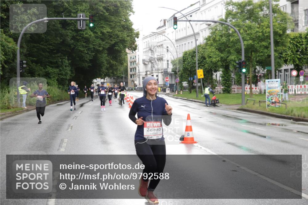 14.06.2026 - REWE Women's Run Jannik Wohlers http://msf.ph/oto/9792588 14.06.2026 09:51:24 Laufen 11089, 311, 01 meine-sportfotos.de