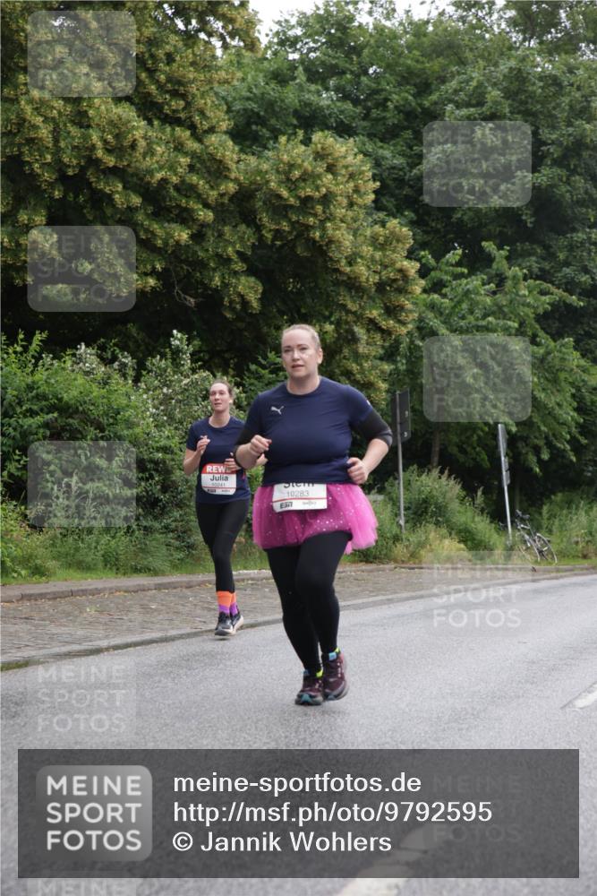 14.06.2026 - REWE Women's Run Jannik Wohlers http://msf.ph/oto/9792595 14.06.2026 10:07:31 Laufen 10241, 10283, 57 meine-sportfotos.de