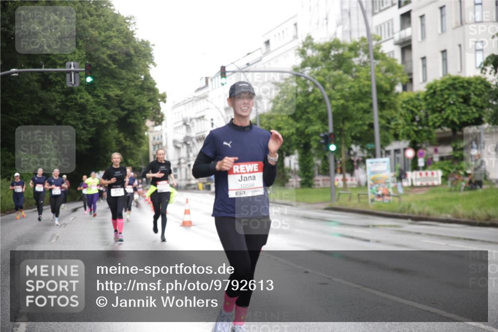 14.06.2026 - REWE Women's Run Jannik Wohlers http://msf.ph/oto/9792613 14.06.2026 09:51:33 Laufen 10598, 57 meine-sportfotos.de