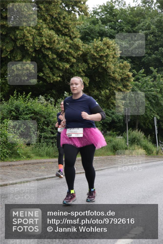 14.06.2026 - REWE Women's Run Jannik Wohlers http://msf.ph/oto/9792616 14.06.2026 10:07:32 Laufen 10283, 6577 meine-sportfotos.de