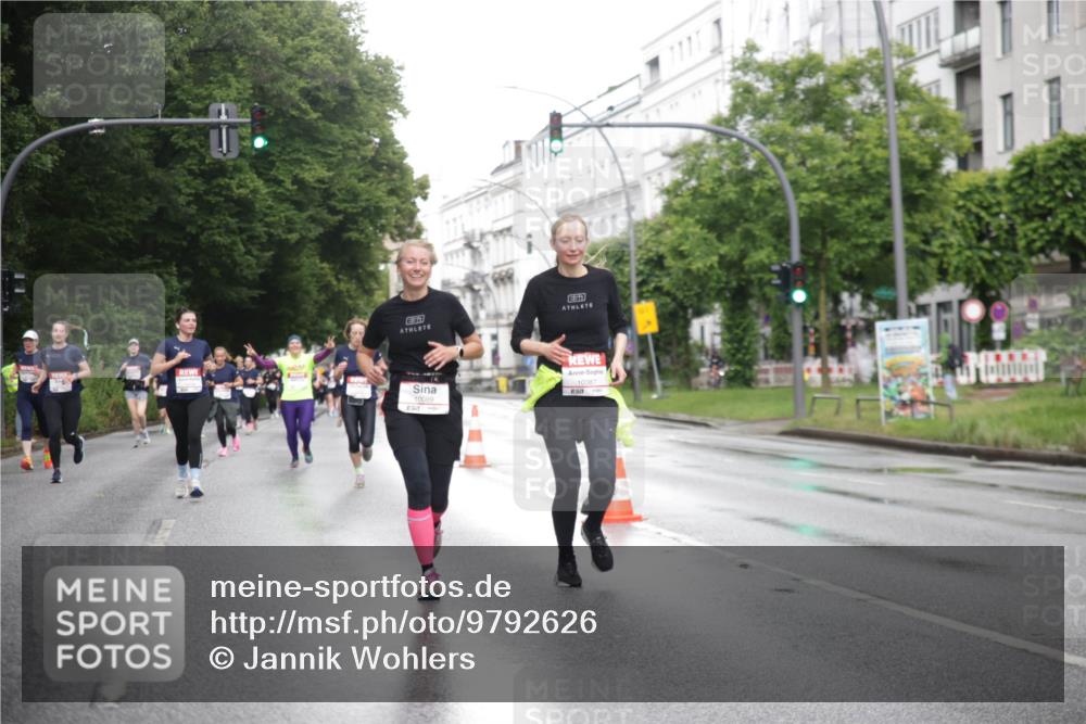 14.06.2026 - REWE Women's Run Jannik Wohlers http://msf.ph/oto/9792626 14.06.2026 09:51:35 Laufen 57, 10089, 10387 meine-sportfotos.de