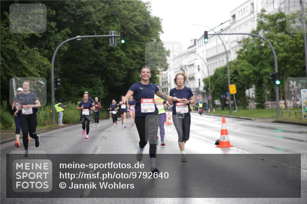 14.06.2026 - REWE Women's Run Jannik Wohlers http://msf.ph/oto/9792640 14.06.2026 09:51:38 Laufen 10796, 10358, 100 meine-sportfotos.de