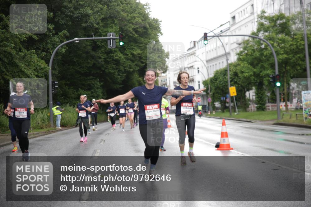 14.06.2026 - REWE Women's Run Jannik Wohlers http://msf.ph/oto/9792646 14.06.2026 09:51:38 Laufen 10796, 57, 10358 meine-sportfotos.de