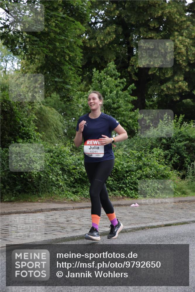 14.06.2026 - REWE Women's Run Jannik Wohlers http://msf.ph/oto/9792650 14.06.2026 10:07:34 Laufen 10241, 7 meine-sportfotos.de