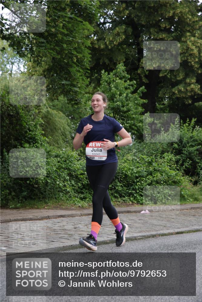 14.06.2026 - REWE Women's Run Jannik Wohlers http://msf.ph/oto/9792653 14.06.2026 10:07:34 Laufen 10241, 7 meine-sportfotos.de