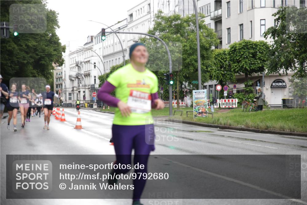14.06.2026 - REWE Women's Run Jannik Wohlers http://msf.ph/oto/9792680 14.06.2026 09:51:41 Laufen  meine-sportfotos.de