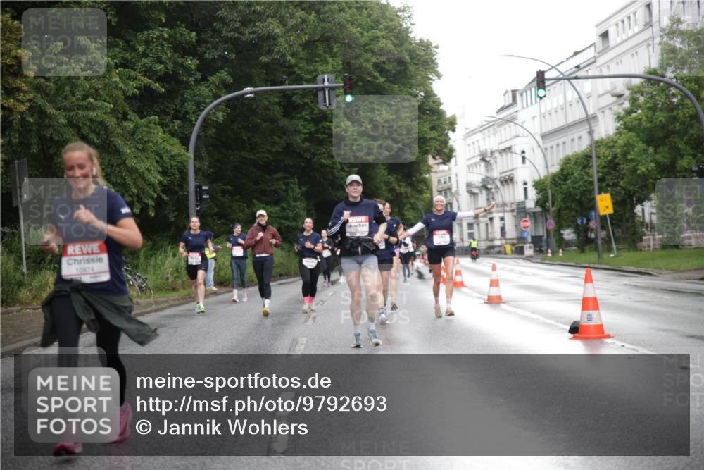 14.06.2026 - REWE Women's Run Jannik Wohlers http://msf.ph/oto/9792693 14.06.2026 09:51:42 Laufen 10874, 01 meine-sportfotos.de