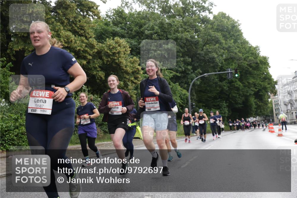 14.06.2026 - REWE Women's Run Jannik Wohlers http://msf.ph/oto/9792697 14.06.2026 10:07:41 Laufen 10587, 577, 10887, 11282, 57 meine-sportfotos.de