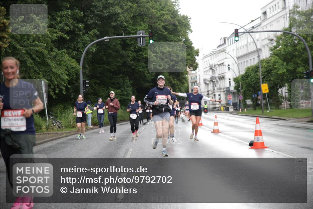 14.06.2026 - REWE Women's Run Jannik Wohlers http://msf.ph/oto/9792702 14.06.2026 09:51:42 Laufen 10874, 10600, 01 meine-sportfotos.de