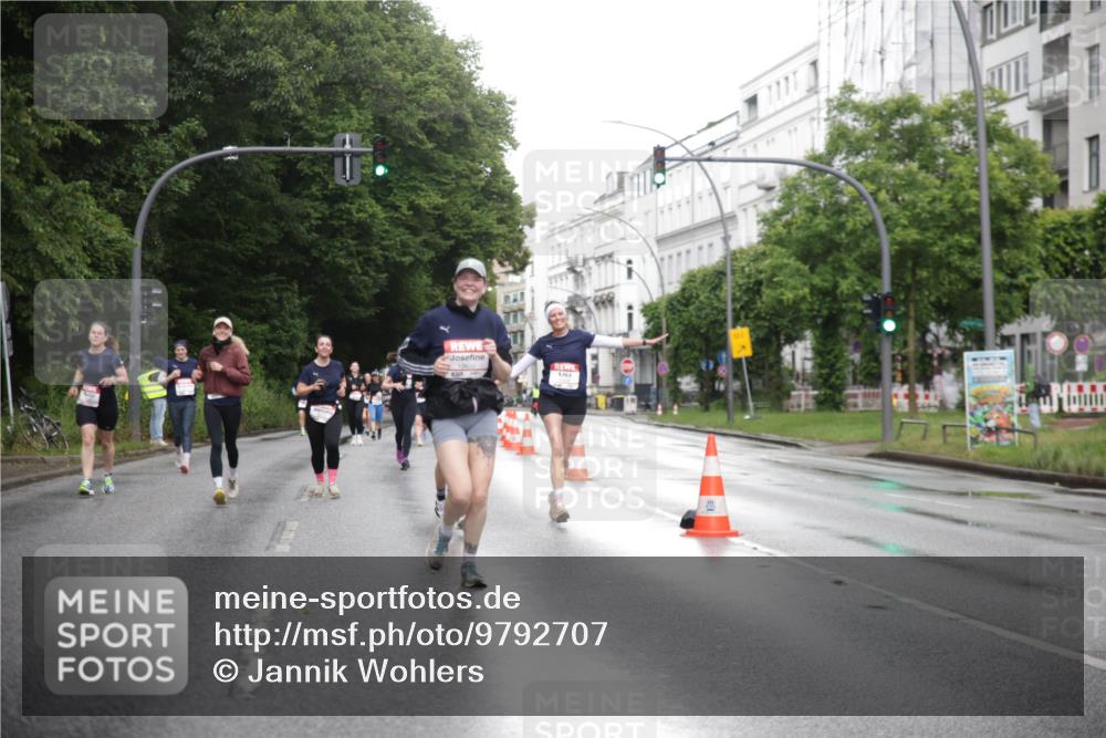 14.06.2026 - REWE Women's Run Jannik Wohlers http://msf.ph/oto/9792707 14.06.2026 09:51:43 Laufen 50 meine-sportfotos.de