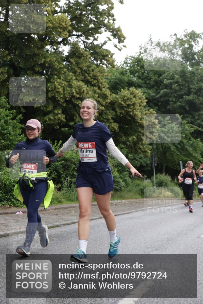 14.06.2026 - REWE Women's Run Jannik Wohlers http://msf.ph/oto/9792724 14.06.2026 10:07:43 Laufen 11457 meine-sportfotos.de