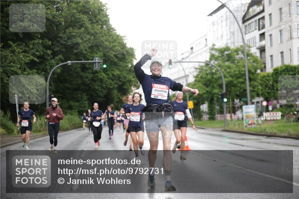 14.06.2026 - REWE Women's Run Jannik Wohlers http://msf.ph/oto/9792731 14.06.2026 09:51:44 Laufen 10600, 7 meine-sportfotos.de