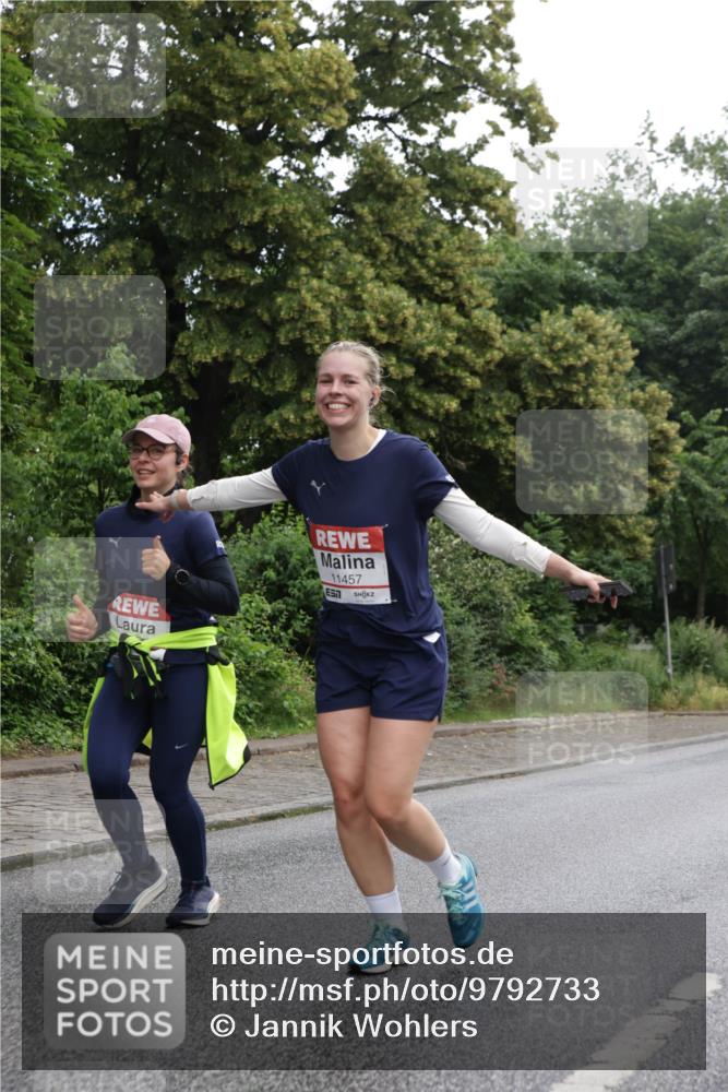 14.06.2026 - REWE Women's Run Jannik Wohlers http://msf.ph/oto/9792733 14.06.2026 10:07:43 Laufen 11457 meine-sportfotos.de