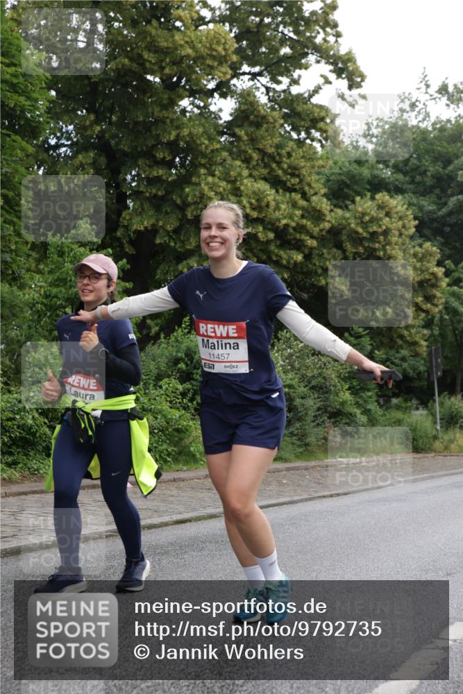 14.06.2026 - REWE Women's Run Jannik Wohlers http://msf.ph/oto/9792735 14.06.2026 10:07:43 Laufen 11457 meine-sportfotos.de
